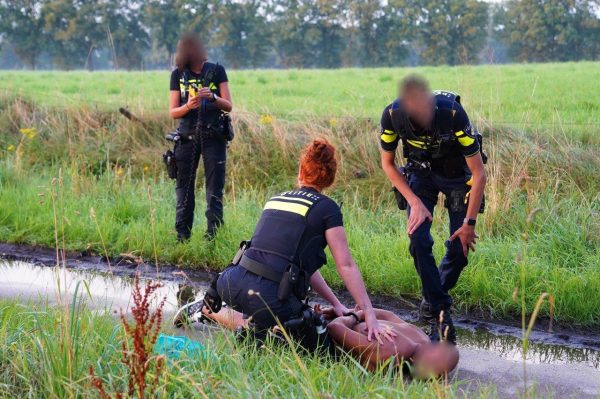 2024-07-20_Meesters_Muilti_Media_Foto`s_Ongeval_Nieuwkuijkseweg_Helvoirt_Politie_Trekt_Wapens14