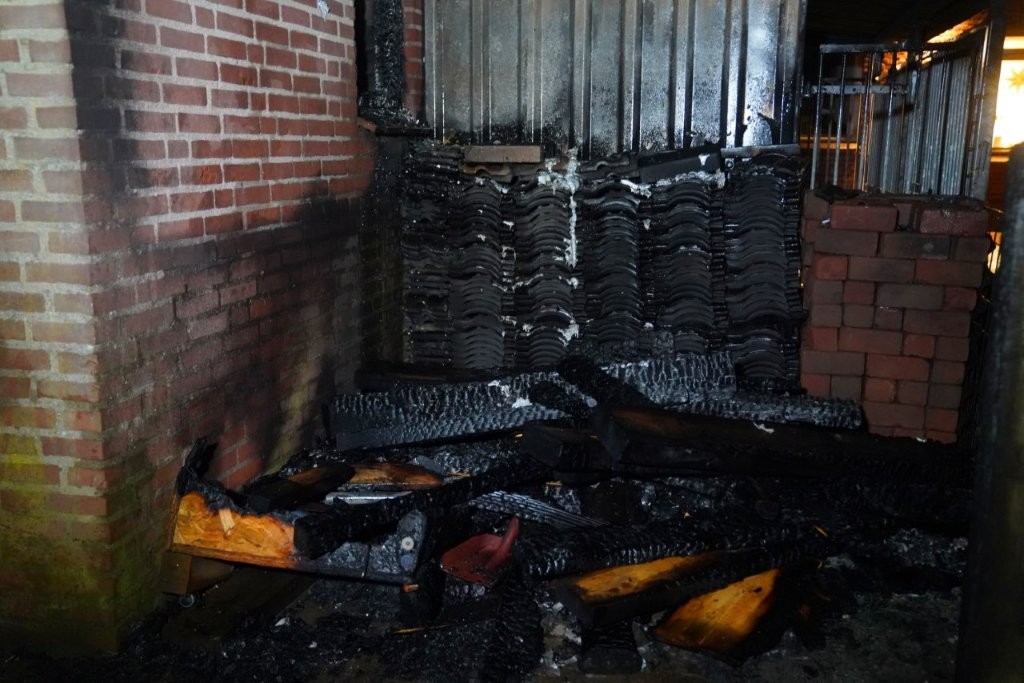 schuurbrand in Esch Bart M 2 jan26 (5)